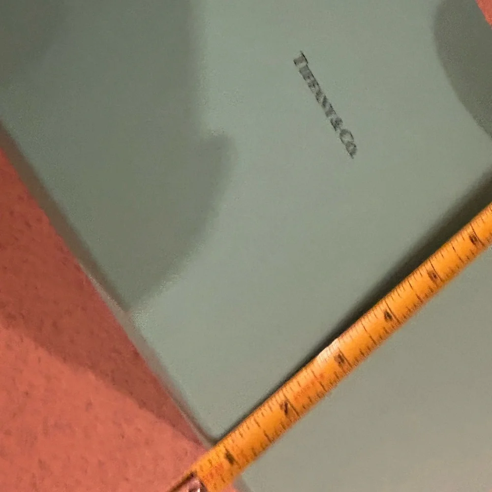 Tiffany & Co large gift box. - Picture 10 of 10